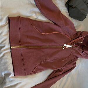 lulu lemon maroon heavier hoodie
